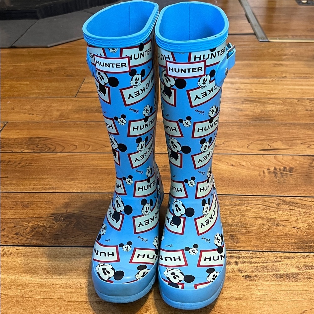 Hunter Kids' Blue Disney Mickey Mouse Rain Boots - Picture 2 of 10